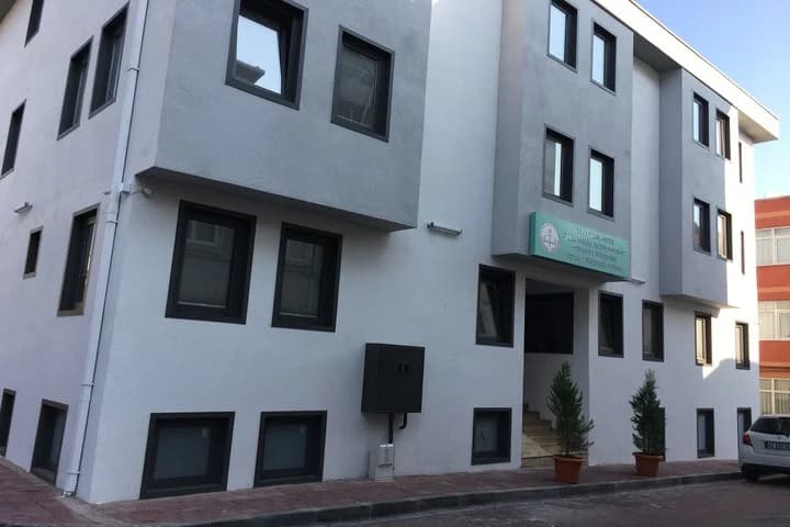 Жеке Халиç Алтын Бойнуз Жигиттердин Жатаканасы dormitory