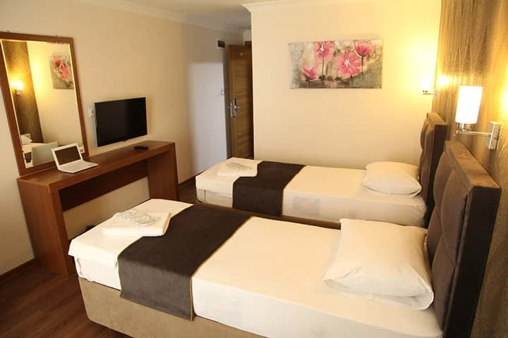 Private Istanbul Safir Female Student Dormitory dormitory