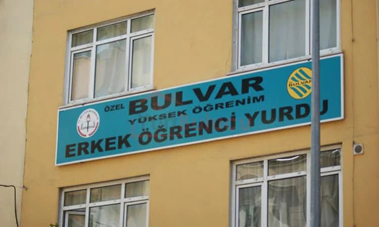 Kituo cha Wanafunzi wa Kike wa Bulvar dormitory