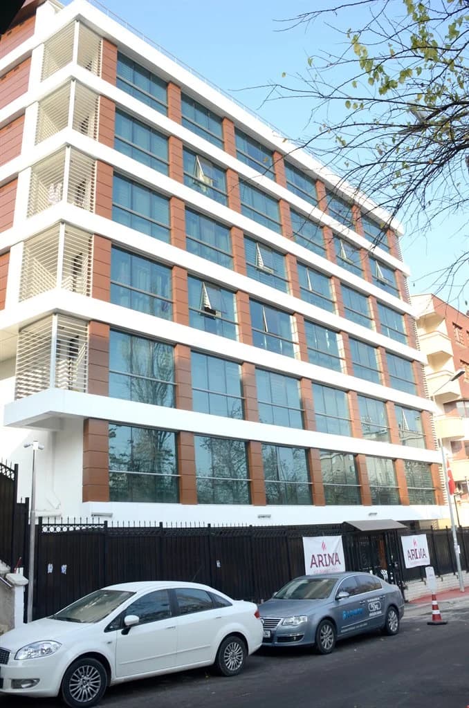 Arina Qız Tələbə Yurdası dormitory