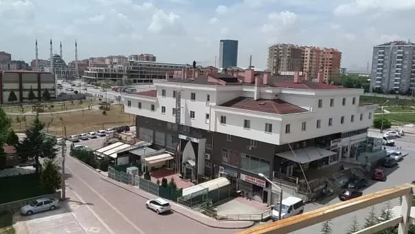 Bosna Arifan Erkaklar Tug'ish Joyi dormitory