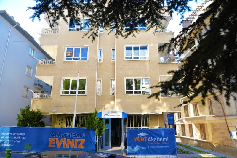 Общежитие Кызылай Юрт Академи для студентов-мужчин dormitory