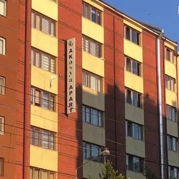 Ndani ya Akasya ya Wanafunzi wa Kike dormitory