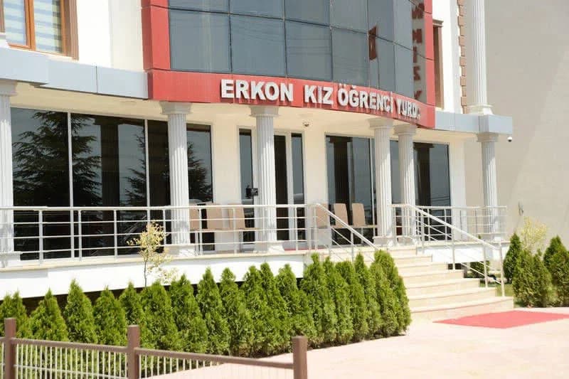 Kaalmo Jaamacadeed oo Gaar ah oo Gabdhaha loogu talagalay Erkon dormitory