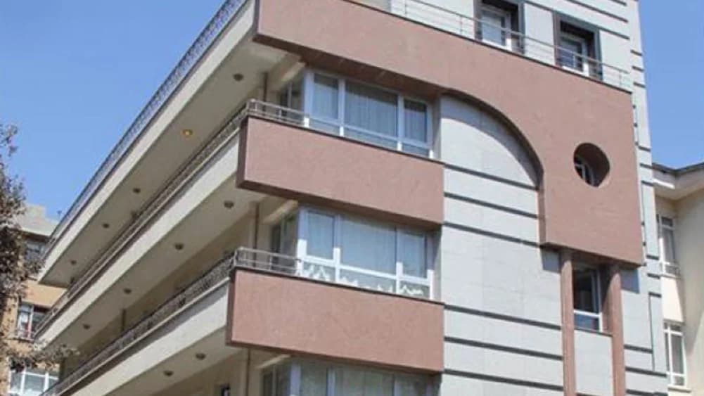 Мужские студенческие общежития Гюнеш dormitory