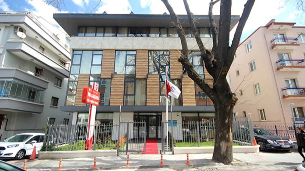 Hosteli ya wanafunzi wa kike ya Yalçınkaya dormitory