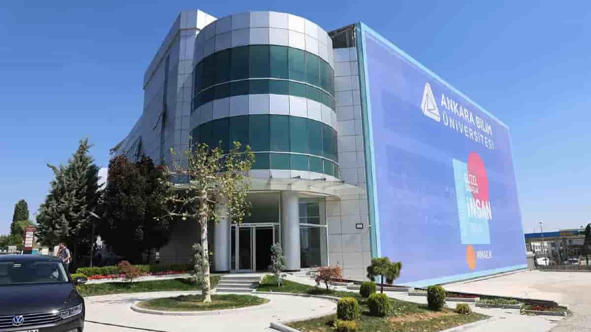 University view of Chuo Kikuu cha Ankara Bilim