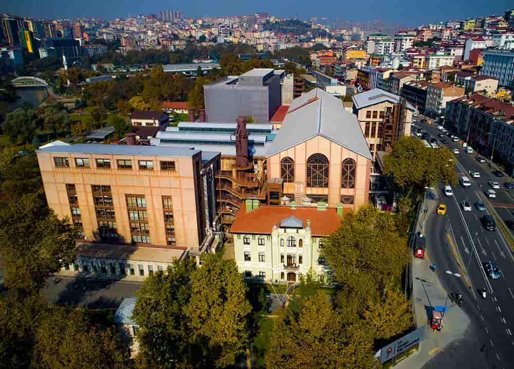 University view of Chuo Kikuu cha Istanbul Bilgi
