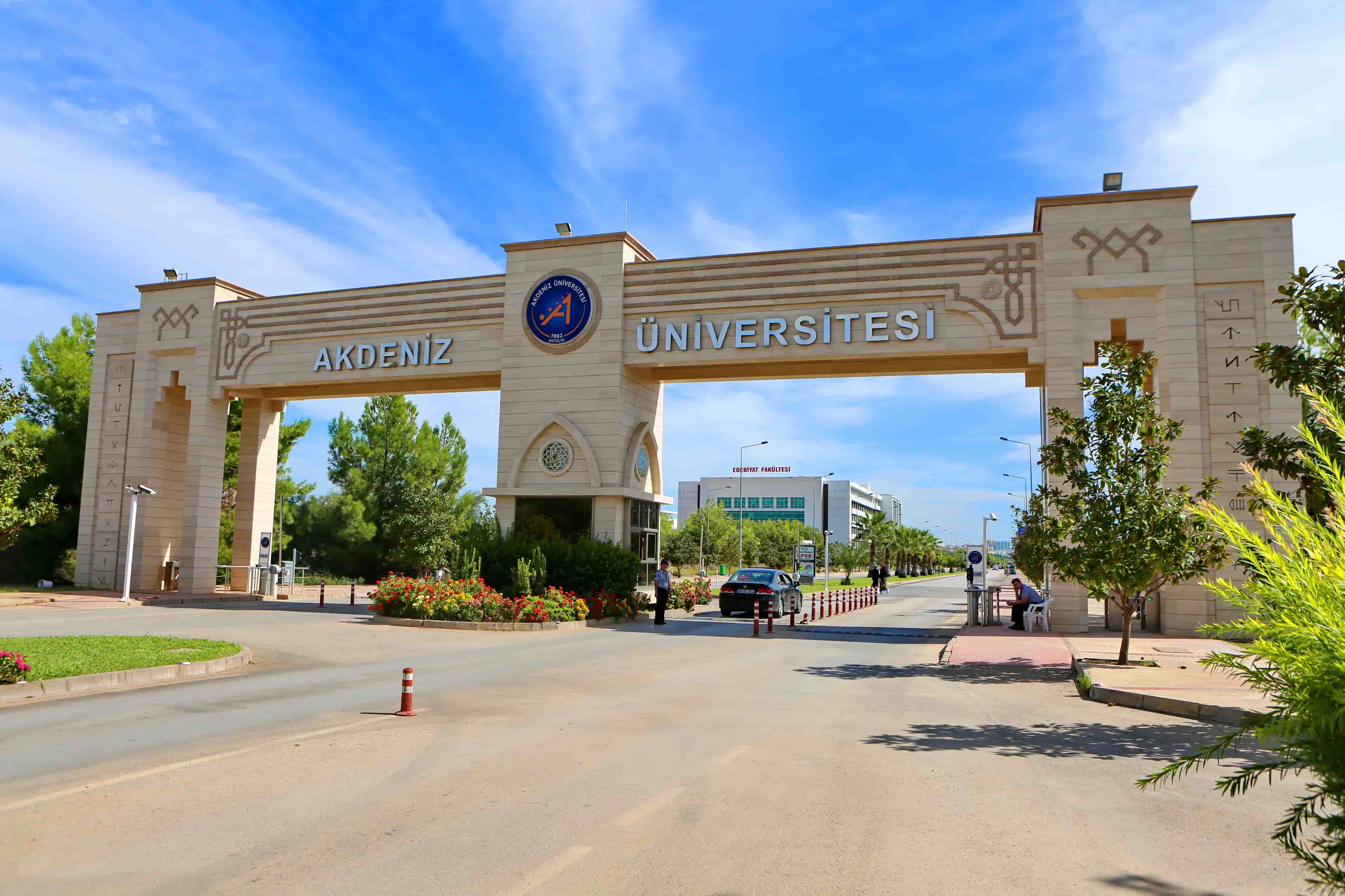 University view of Jaamacadda Akdeniz