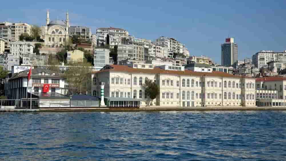 دانشگاه فındıklı campus