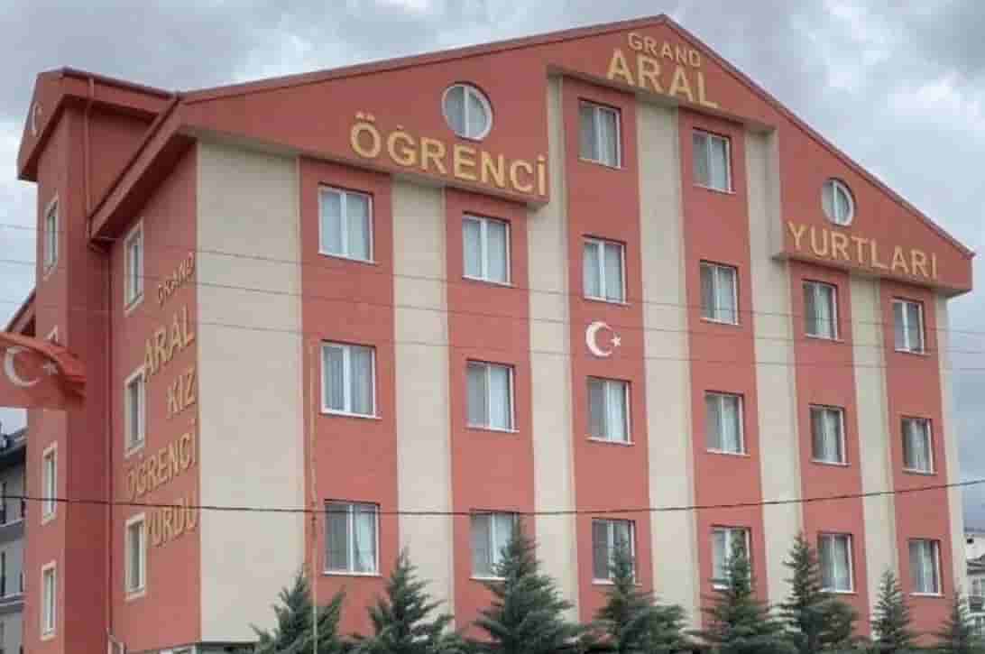 خوابگاههای دانشجویی دخترانه وزارت جوانان و ورزش ارال بزرگ dormitory