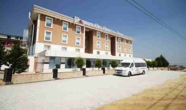 ەوینەخانەی کچەکانی ئادەتەپە dormitory