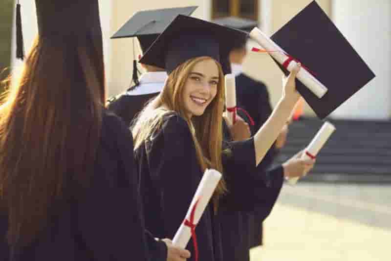 What Are the Advantages of Higher Education: Discover Your Path