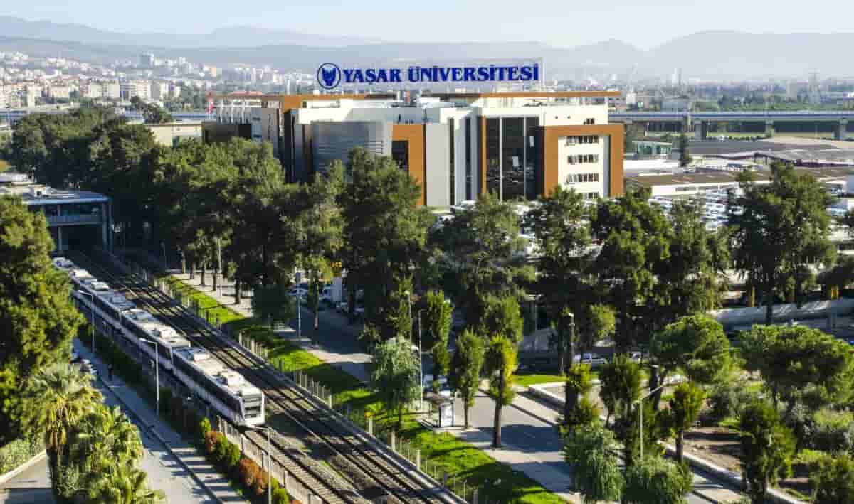 Yaşar University in İzmir: Programs, Tuition Fees & Admission