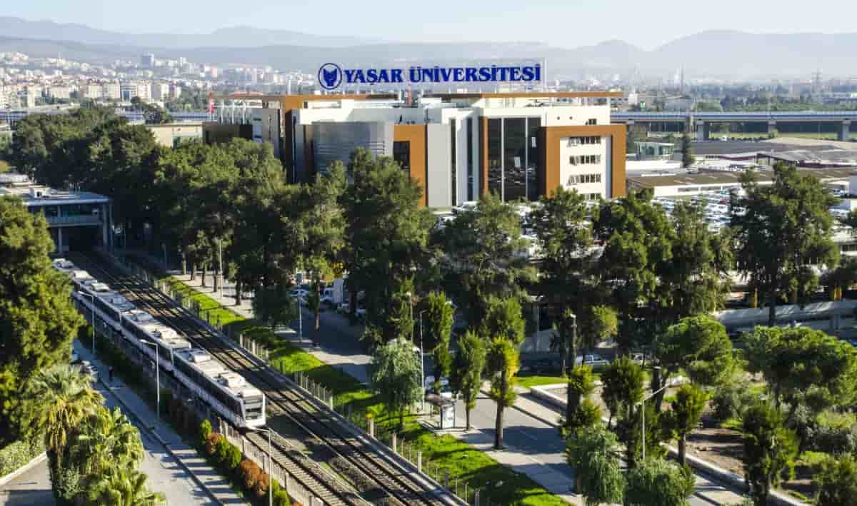 Yaşar University in İzmir: Programs, Tuition Fees & Admission
